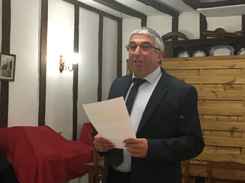 Francis Gavilan dit avoir la légitimité pour rassembler les deux anciennes listes de droite. © Goizeder TABERNA