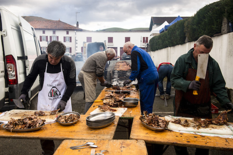 Le repas a permis de mettre en valeur les produits locaux. ©Guillaume Fauveau