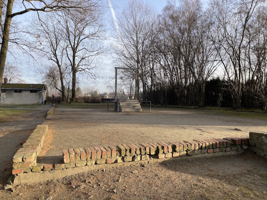 El lugar donde colgaron al comandante del campo Auschwitz-Birkenau Rudolf Höss después de la guerra. (Pablo GONZÁLEZ)