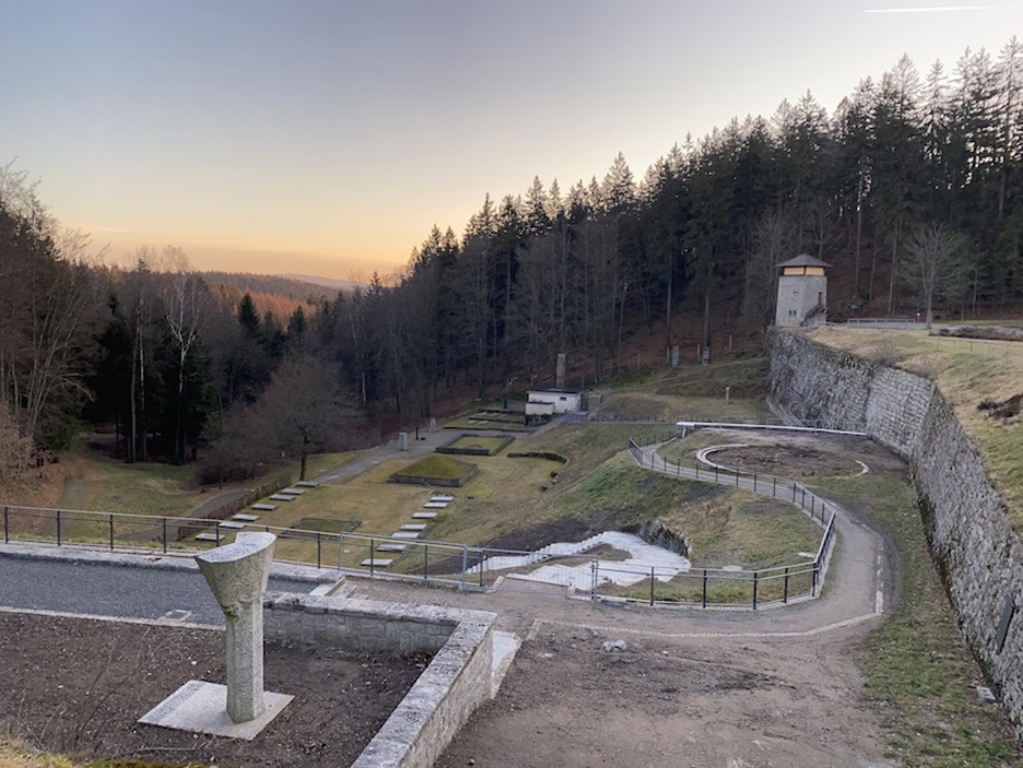 La cantera donde trabajaban los presos del campo Flossenburg, hoy en día cementerio y museo. (Pablo GONZÁLEZ)