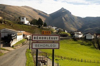 Vue sur le pic de Béhorléguy. © Guillaume FAUVEAU
