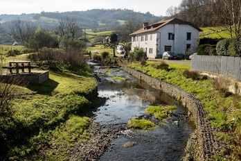 Vu sur Roquiague, qui compte 119 habitants. © Guillaume FAUVEAU