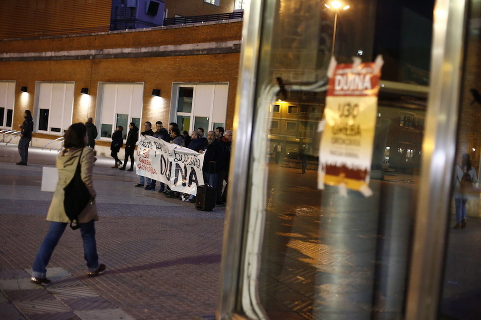 En Barakaldo también han salido a la calle. (Aritz LOIOLA / FOKU) En Barakaldo también han salido a la calle. (Aritz LOIOLA / FOKU)