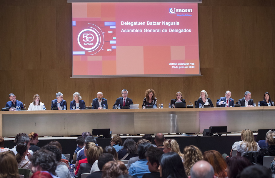 Eroski vende una cartera de 27