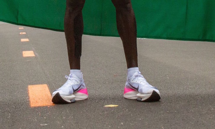 IAAF prohibe como las que usó Kipchoge para de las 2 horas en maratón | Kirolak | Naiz