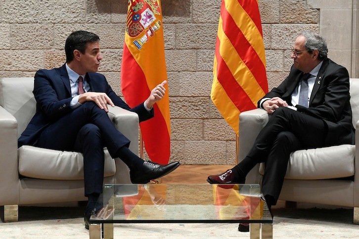 Sánchez y Torra, en un encuentro en Barcelona. (Josep LAGO | AFP)