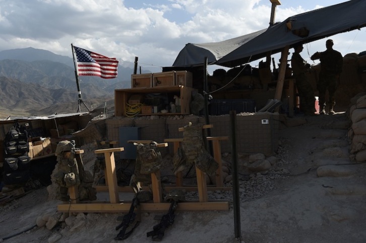 Imagen de archivo de soldados de EEUU, en un puesto de control en Deh Bala, en Nangarhar. (Wakil KOSHAR / AFP)