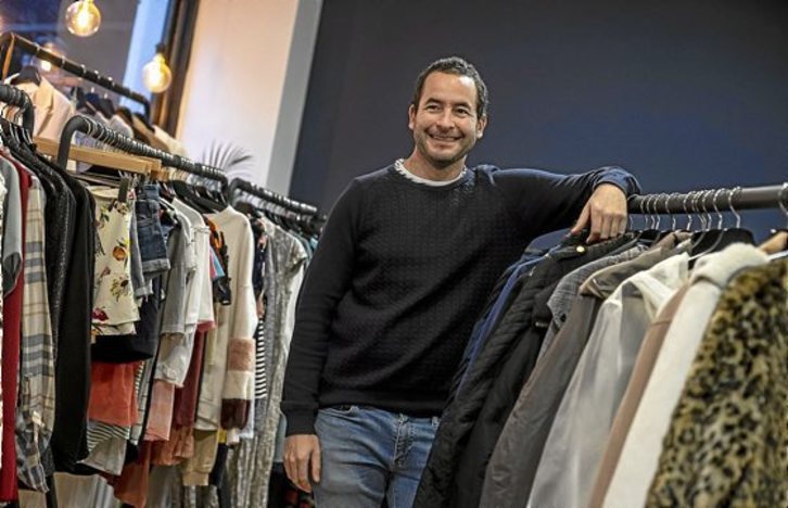 MICOLET DA EL SALTO DEL MUNDO DIGITAL AL FÍSICO ABRIENDO UNA TIENDA EN  BILBO | Ekonomia | GARA Euskal Herriko egunkaria