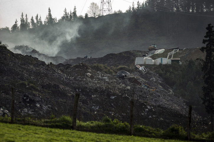 Vecinas y vecinos están preocupados y se sienten desinformados. (Aritz LOIOLA/FOKU)