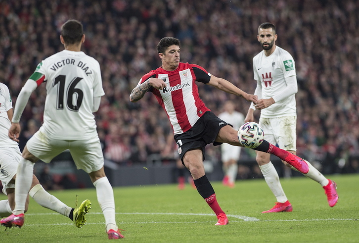 Remate de Capa en el gol anulado por el VAR. (Marisol RAMIREZ / FOKU)