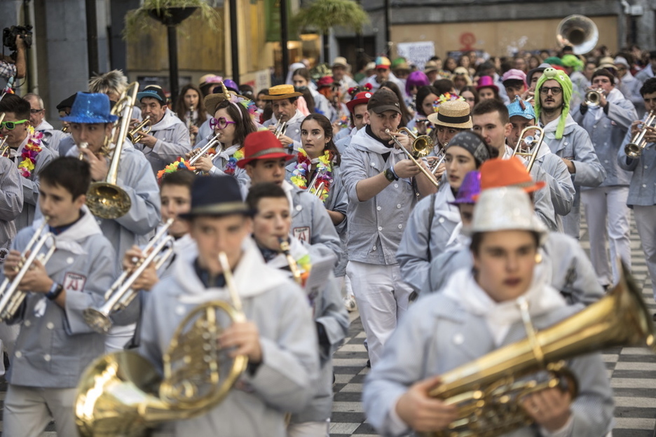 Musika eten gabe lehenengo minututik. (Jagoba MANTEROLA / FOKU)