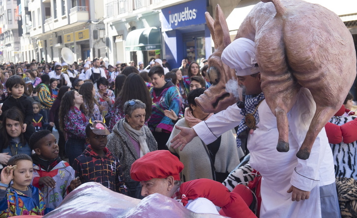 Abiatu dira Tolosako inauteriak. (Jagoba MANTEROLA / FOKU)