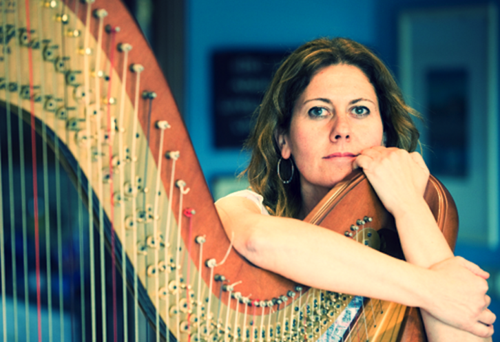 Olatz Zugasti eta bere bidelagun nekaezina