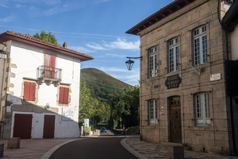 Les Azkaindar devront choisir parmi cinq listes lors des prochaines municipales © Guillaume FAUVEAU