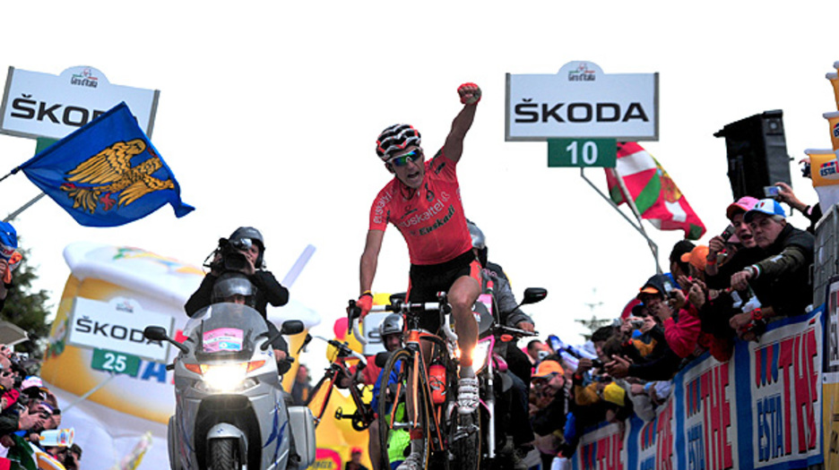 Memorian gordetako beste egunetako bat. Igor Anton, nagusi Zoncolanen, 2011an. (ORBEA)
