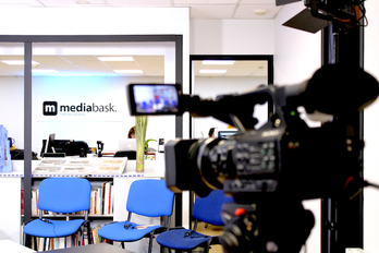 Image du plateau pour les débats organisés par Mediabask