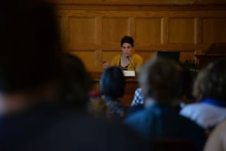 Miren Artetxe, doktoregai tesia egin bitartean emandako hitzaldietako batean, 2016an. (XDZ)