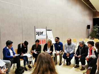 Ehun bat eragile bildu ziren urtarrilean Baionan herriko bozetara begira parekidetasuna bultzatzeko xedez. (IEGK)