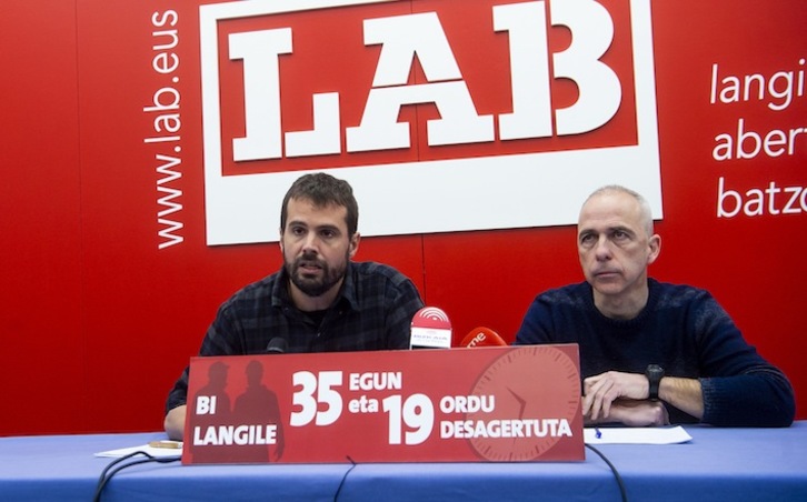 Igor Arroyo eta Xabier Ugarte gaurko prentsaurrekoan. (Luis JAUREGIALTZO | FOKU)
