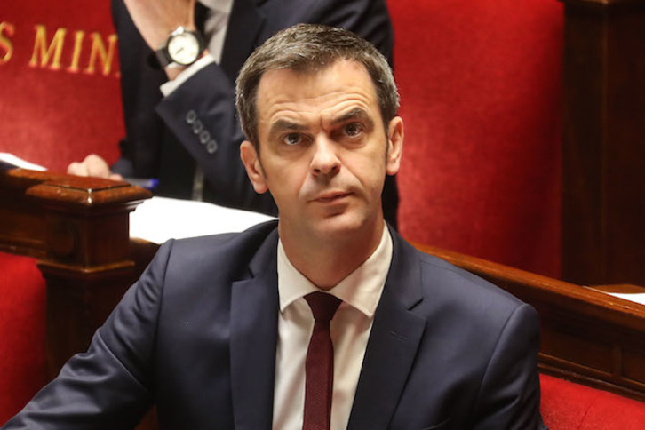 El ministro de Sanidad francés, Olivier Veran, ha recibido con esperanza los resultados de la cloroquina. (Ludovic Marin/AFP) 