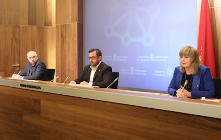 Comparecencia ante los medios de Aierdi, Remírez y Ollo. (GOBIERNO DE NAFARROA)