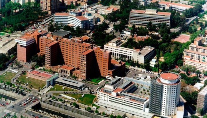 El hospital Vall d’Hebron de Barcelona. (@VHIR_)