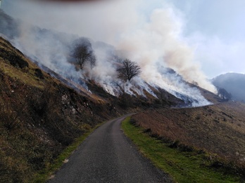 Su aski préfère appeler les écobuages "feux pastoraux". © Jérémie Pons