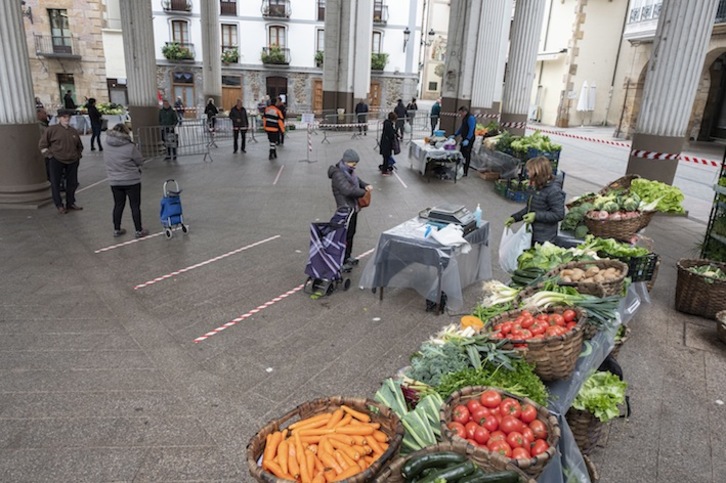 Ordiziako azoka, irekita mantendu den bakanetakoa. (Jon URBE / FOKU)