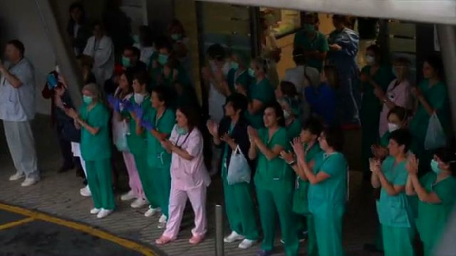 20200401covid19-gurutzeta-txaloak-mramirez