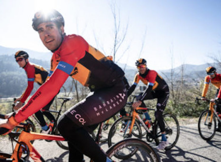 Mikel Landa verá reducido sensiblemente su salario durante un trimestre. (BAHRAIN)