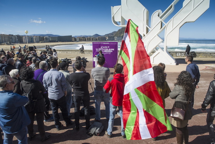 Acto de Podemos Euskadi en un Aberri Eguna anterior. (Jon URBE / FOKU)