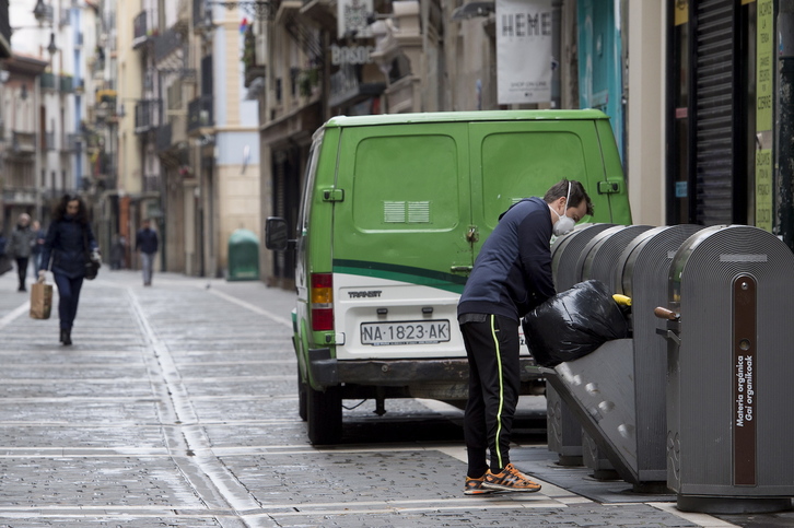 Las calles de Iruñea, durante el confinamiento. (Iñigo URIZ / FOKU)