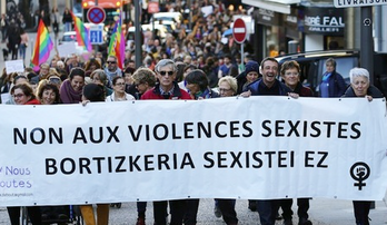 Bortizkeria sexistaren kontrako manifestazio baten irudia. © Bob Edme