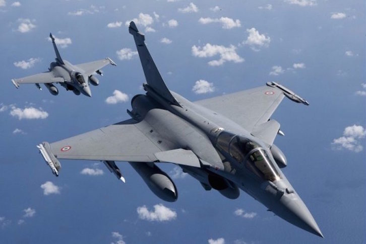 Dos aviones de caza Rafale. (NAIZ)