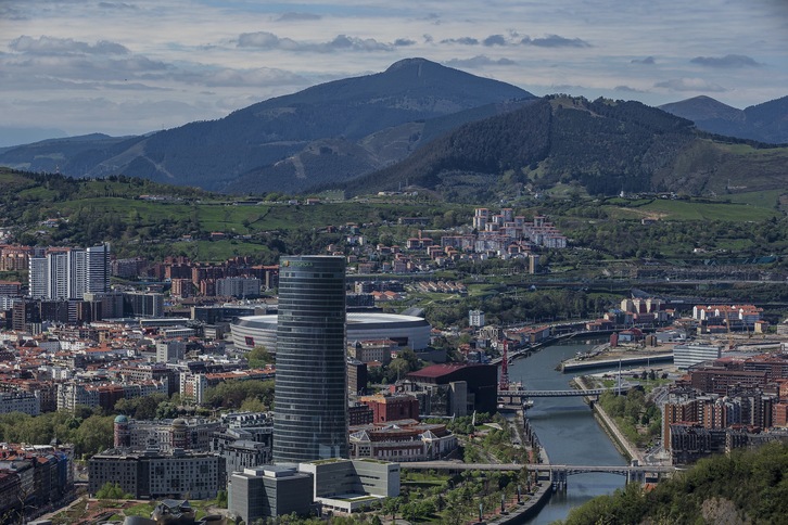 Bilbnao Kirolak no cobrará las cuotas hasta la reapertura de polideportivos. (Aritz LOIOLA/FOKU)