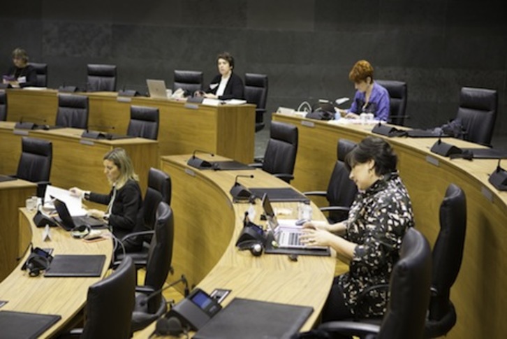 Los grupos de la Cámara reclaman la capacidad de Nafarroa para decidir en la desescalada. (PARLAMENTO DE NAFARROA)