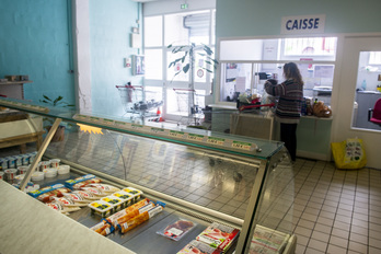 Biarritzeko Elgarri elkartasunezko janari saltegia iruditan. ©Guillaume Fauveau