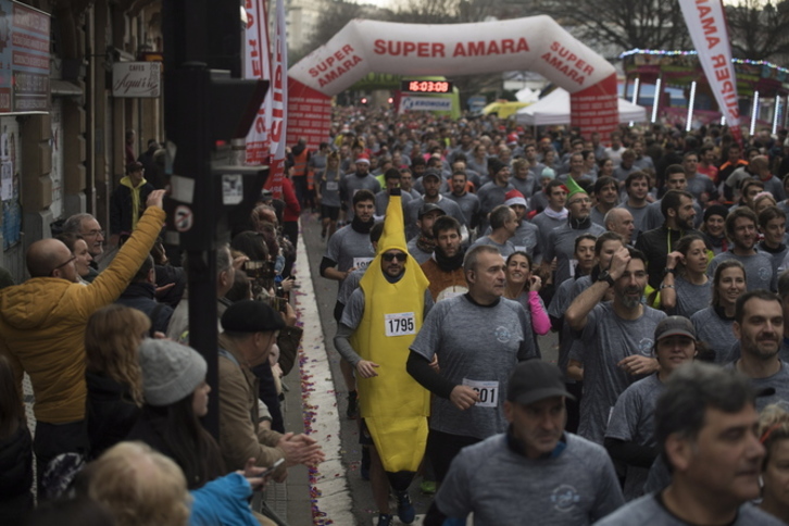 San Silvestre celebrada en Donostia el pasado 31 de diciembre. Se tardará en volver a ver este tipo de imágenes. (Juan Carlos RUIZ / FOKU)