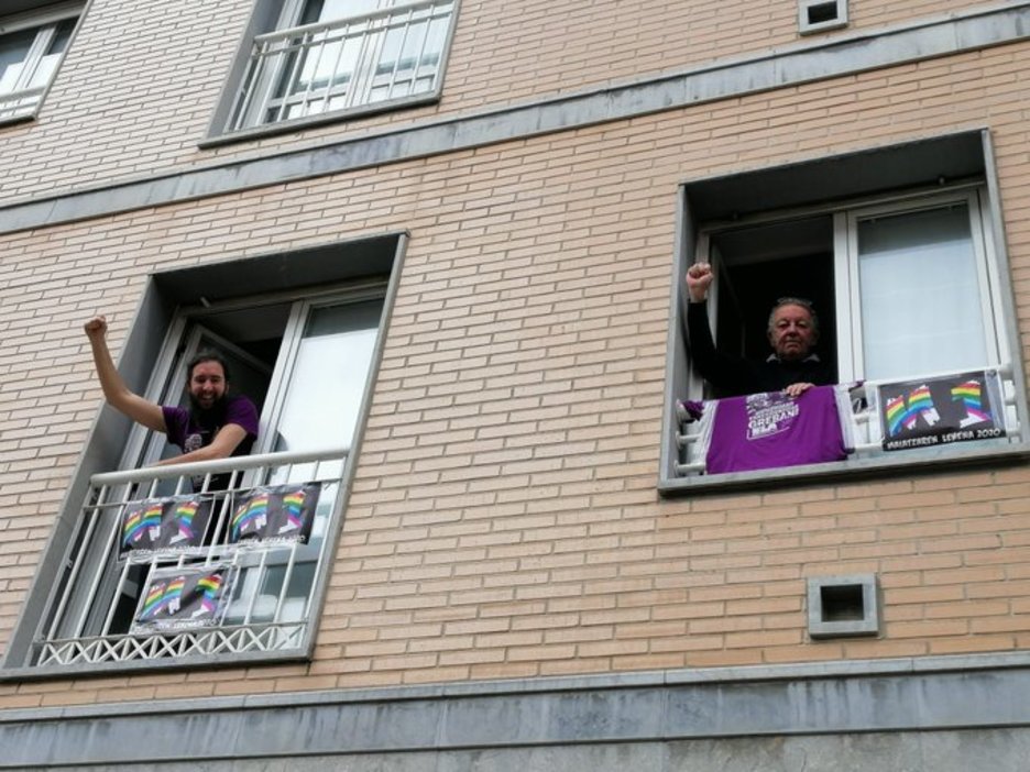 ELAkideak, erresidentzietako langileen borroka ikusarazten. (@TxominLasa) ELAkideak, erresidentzietako langileen borroka ikusarazten. (@TxominLasa)