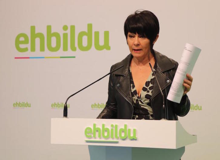 Maddalen Iriarte ha presentado el plan de emergencia que quiere acordar EH Bildu.