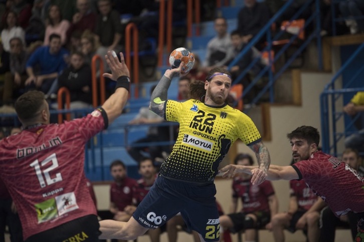 Renaud-David, en un partido de esta temporada. (Juan Carlos RUIZ/FOKU)