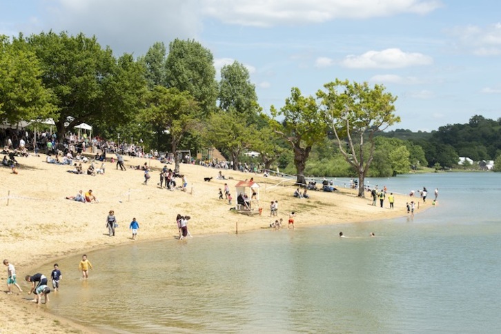 Iazko Herri Urratsen, Senpereko lakuaren inguruan gozatzen. (Gillaume FAUVEAU)