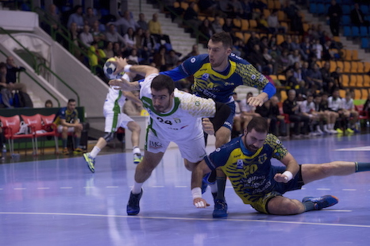 Ugarte ha defendido durante cinco temporadas la camiseta de Anaitasuna como pivote ofensivo. (Iñigo URIZ/FOKU)