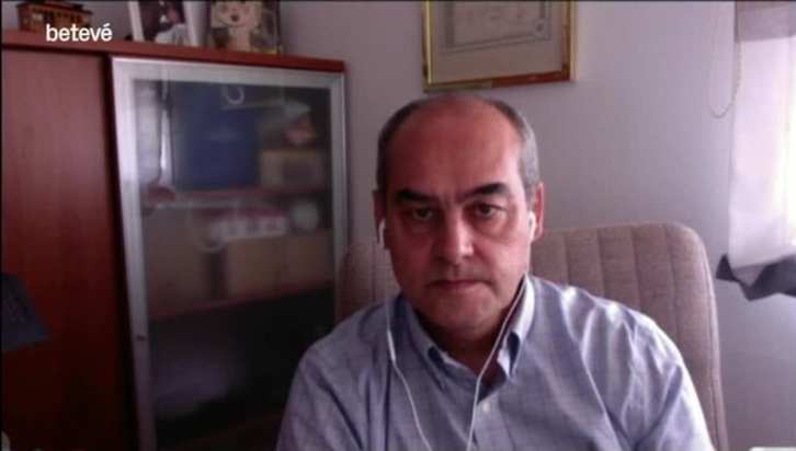 El doctor Benito Almirante ha sido entrevistado en la cadena local barcelonesa Betevé.