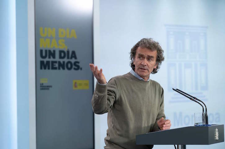 Fernando Simón, en una de sus comparecencias en Moncloa. (Borja PUIG DE LA BELLACASA | AFP)