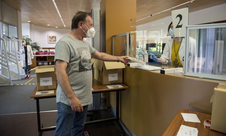 En la fase 3 las bibliotecas ya abrirán al 50% de su aforo. (Raúl BOGAJO / FOKU)