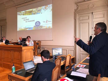 15 000 structures du département ont fait une demande de mise en œuvre des mesures de chômage partiels. ©Département64