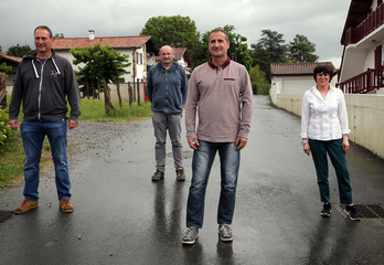 La nouvelle liste Elgarrekin Senpererentzat espère être la nouvelle équipe qui siégera à la municipalité de Saint-Pée. © Bob EDME