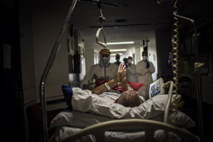 Atención hospitalaria a enfermos de covid. (Andoni LUBAKI)