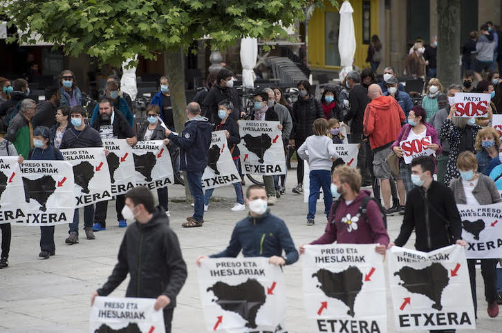 LABek ostiralean Iruñean egin duen manifestazioaren irudia. (Iñigo URIZ | FOKU)
